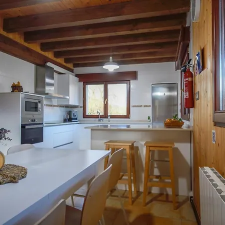 Artesoro Baserria Tatil Evi *